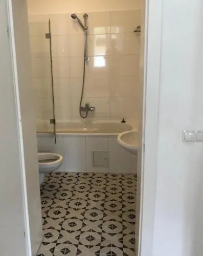 Grosse 4 Wohnung. Schoenbrunn-naehe! Διαμέρισμα Βιέννη
