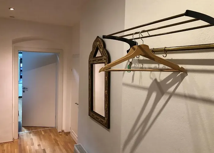 Grosse 4 Wohnung. Schoenbrunn-naehe!