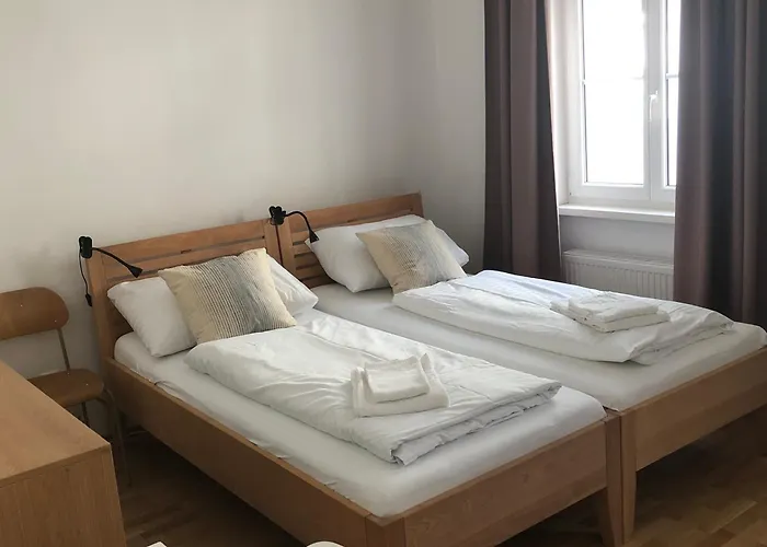Grosse 4 Wohnung. Schoenbrunn-naehe! Διαμέρισμα *